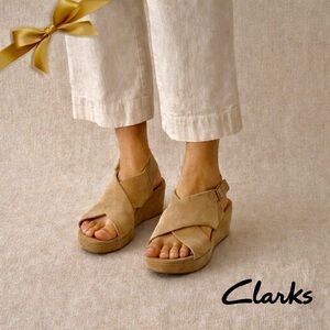 Clarks Maritsa Lara Suede Wedge Size 10M Beige Criss Cross